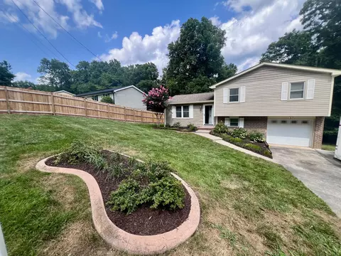 Exterior - 411 Oak Tree Rd, Ringgold, GA 30736 photo 3 of 6