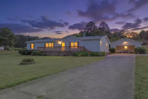 Exterior - 3888 Keith Rd, Ringgold, GA 30736 photo 2 of 9