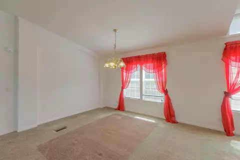 Dining - 3888 Keith Rd, Ringgold, GA 30736 photo 1 of 1