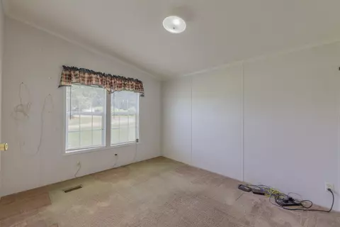 Bedroom - 3888 Keith Rd, Ringgold, GA 30736 photo 3 of 6