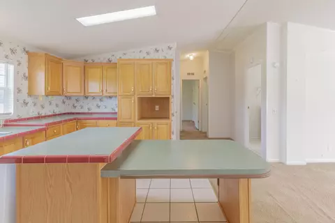 Kitchen - 3888 Keith Rd, Ringgold, GA 30736 photo 3 of 3