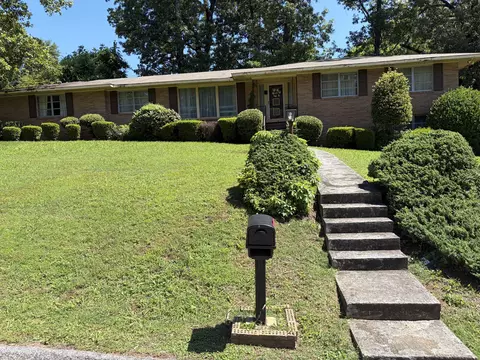4621 Maywood Ln, Chattanooga, TN 37416
