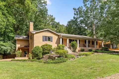 1910 Mcdade Ln, Chattanooga, TN 37405