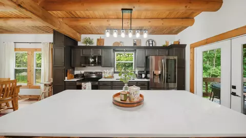 Kitchen - 700 Upper Firetower Rd, Sequatchie, TN 37374 photo 2 of 3
