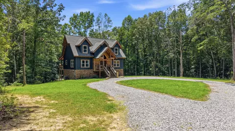 Exterior - 700 Upper Firetower Rd, Sequatchie, TN 37374 photo 4 of 5