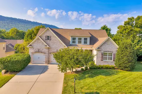 713 Shearer Cove Rd, Chattanooga, TN 37405