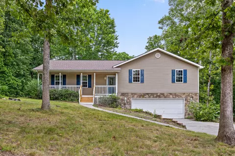 5031 Village Dr, Cohutta, GA 30710