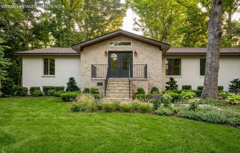 609 Albert Rd, Signal Mountain, TN 37377