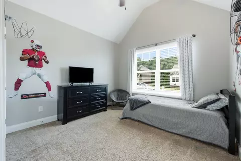 Bedroom - 7410 Pfizer Dr, Ooltewah, TN 37363 photo 3 of 7