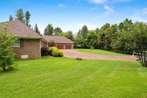 Exterior - 308 Pheasant Dr, Dalton, GA 30721 photo 13 of 15
