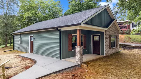 117 Dunn Ln NE, Charleston, TN 37310
