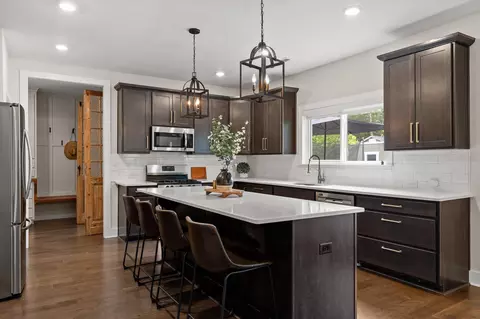 Kitchen - 1706 Buttonwood Loop, Chattanooga, TN 37421 photo 2 of 6