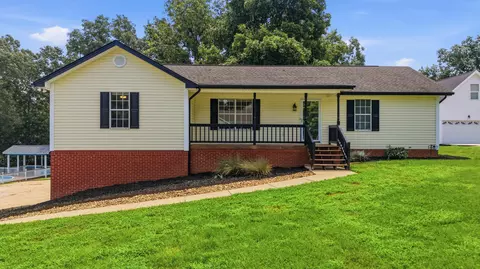 10120 Bear Trail Dr, Soddy Daisy, TN 37379