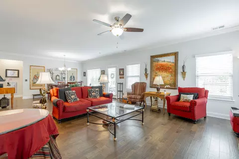 Living - 1711 Buttonwood Loop, Chattanooga, TN 37421 photo 3 of 5