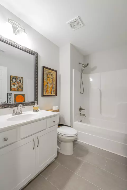 Bath - 1711 Buttonwood Loop, Chattanooga, TN 37421 photo 4 of 4