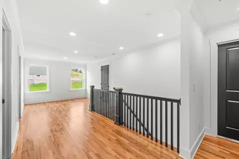 Entry Way - 270 Cascade Dr, Rossville, GA 30741 photo 2 of 3