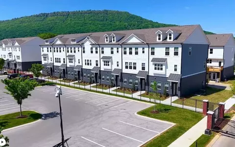 3355 Aberdeen Row #38, Chattanooga, TN 37410