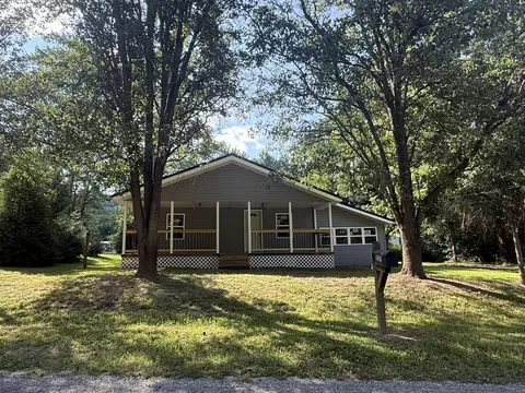 237 Higglentown Rd, Pikeville, TN 37367