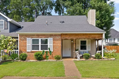 1299 Greenbrook Ln, Hixson, TN 37343