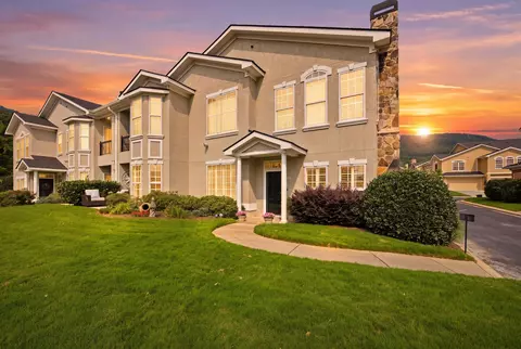 1303 Renaissance Ct, Chattanooga, TN 37419