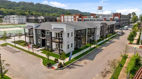 1792 S Watkins St #305, Chattanooga, TN 37404