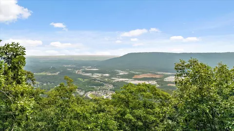 4125 Amethyst Rd #801/802, Chattanooga, TN 37419