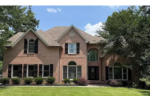 9007 Stoney Mountain Dr, Chattanooga, TN 37421