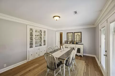Dining - 110 Hazel Dr, Dalton, GA 30721 photo 3 of 3