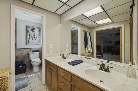 Bath - 110 Hazel Dr, Dalton, GA 30721 photo 5 of 8