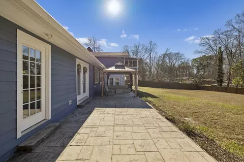 Exterior - 110 Hazel Dr, Dalton, GA 30721 photo 7 of 22
