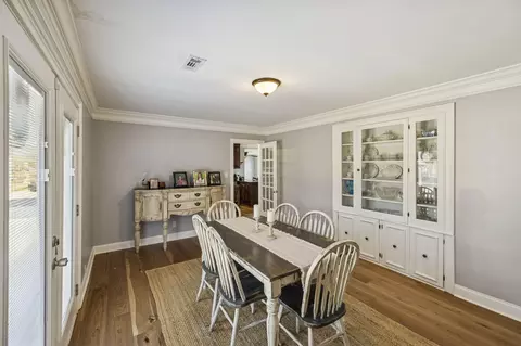 Dining - 110 Hazel Dr, Dalton, GA 30721 photo 2 of 3