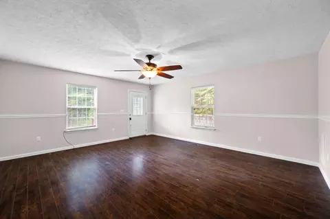 Living - 288 Five Points Rd, Dayton, TN 37321 photo 6 of 8