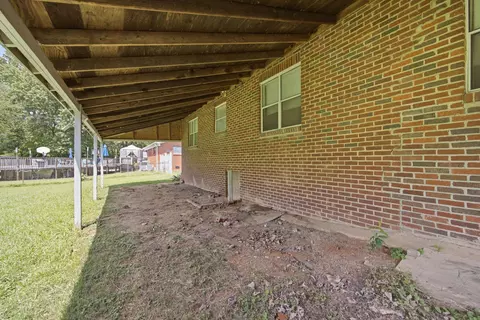 Exterior - 8 Ormand Dr, Chattanooga, TN 37415 photo 6 of 8
