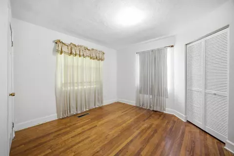 Bedroom - 8 Ormand Dr, Chattanooga, TN 37415 photo 3 of 6