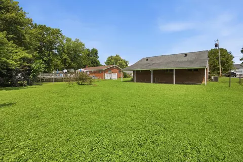 Exterior - 8 Ormand Dr, Chattanooga, TN 37415 photo 8 of 8