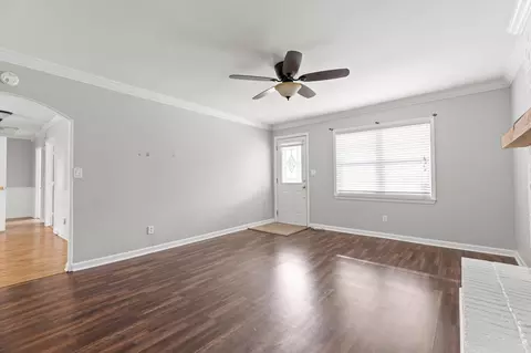 Living - 45 Lamar St, Ringgold, GA 30736 photo 4 of 5