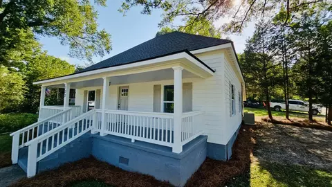 133 N Chattanooga St, Lafayette, GA 30728