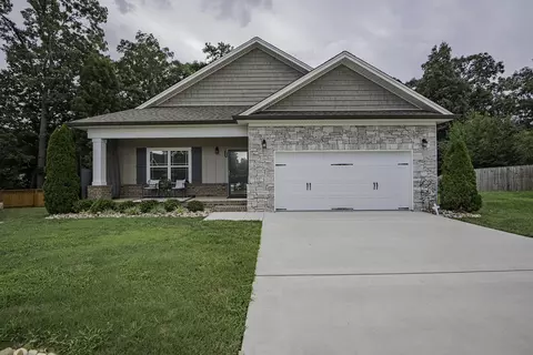 1898 Preservation Dr NE, Cleveland, TN 37323