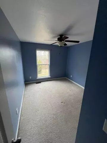 Bedroom - 7598 Pfizer Dr, Ooltewah, TN 37363 photo 2 of 2