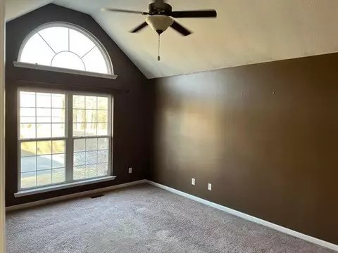 Bedroom - 7598 Pfizer Dr, Ooltewah, TN 37363 photo 1 of 2