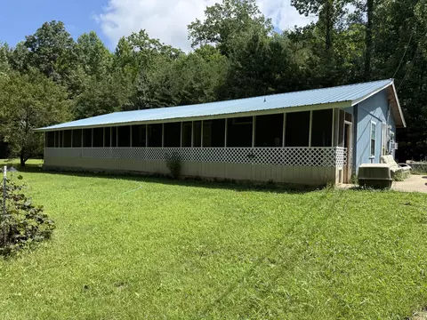 266 Cove Hill Rd, Pikeville, TN 37367