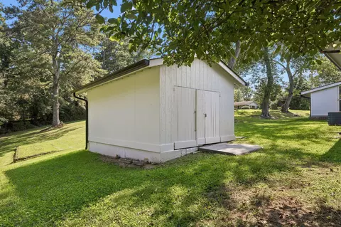 Exterior - 209 Curtis Rd, Dalton, GA 30720 photo 5 of 9