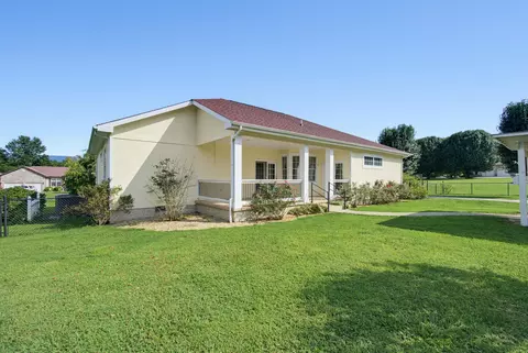 Exterior - 286 Cedar Ln, Dunlap, TN 37327 photo 6 of 9