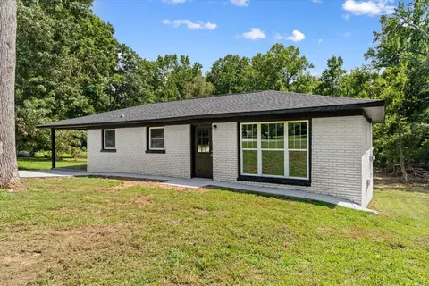 128 Robinhood Way, Dalton, GA 30720