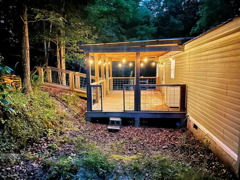 754 Dale Trl, Menlo, GA 30731