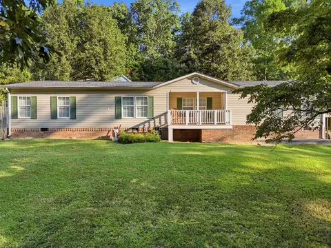 138 Burl Oaks Dr NE, Cleveland, TN 37323