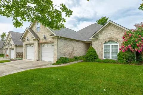 1315 Jackson Mill Dr, Hixson, TN 37343