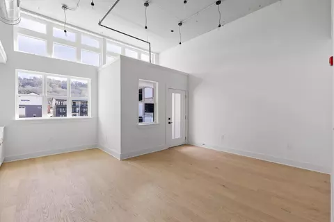 1800 S Watkins St #32, Chattanooga, TN 37404