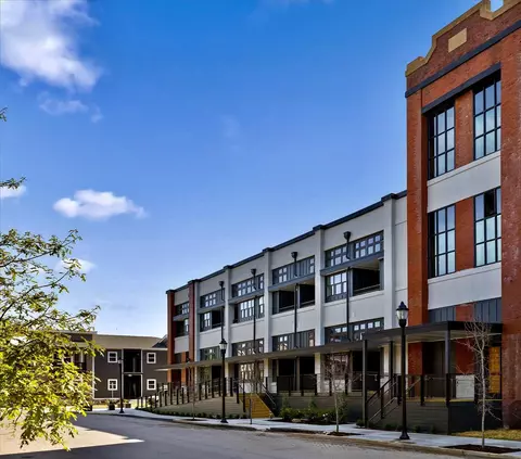 2424 E 18th St #24, Chattanooga, TN 37404