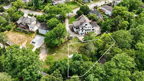 1116 Tremont St, Chattanooga, TN 37405